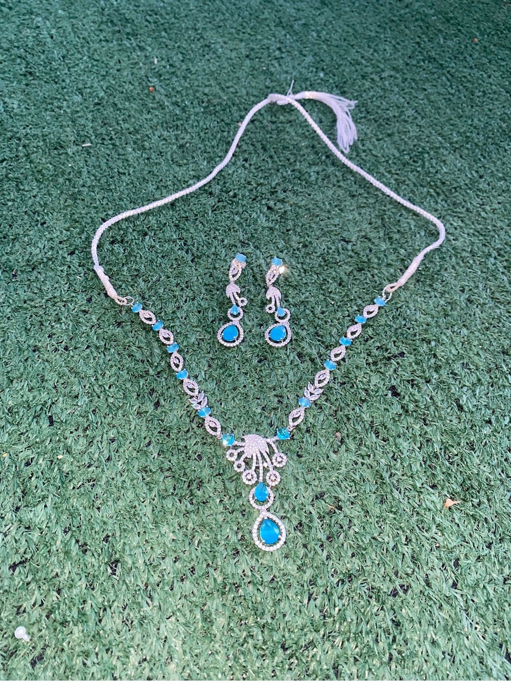 Turquoise Teardrop Pendant Necklace and Earring Set